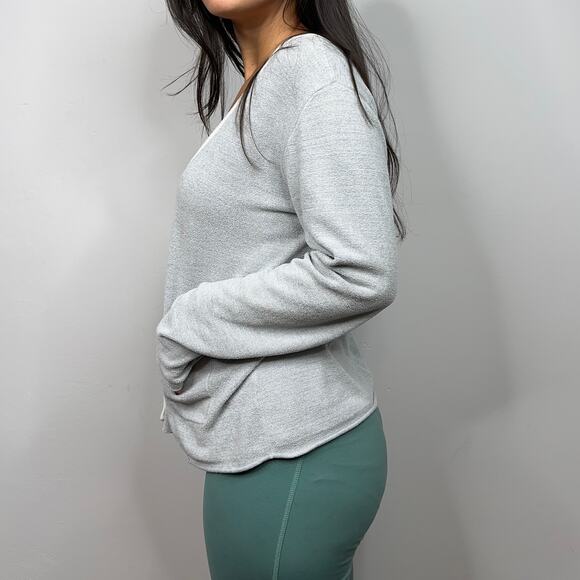 Barefoot Dreams Gray & White Trim Button Front Cardigan - Picture 4 of 9